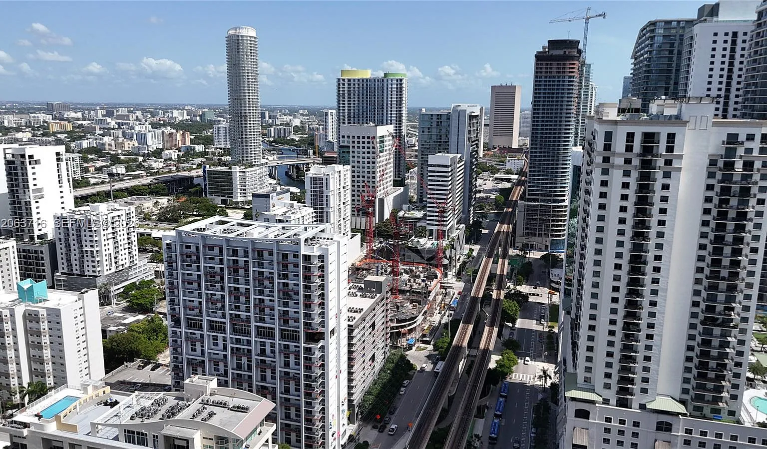 The Axis On Brickell Ii C — Photo 4
