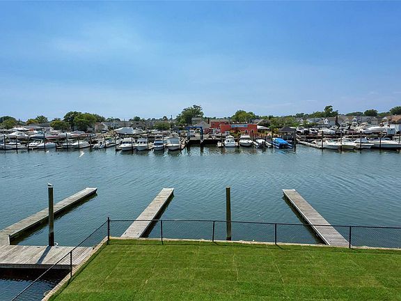 2nd image of 35 Ocean Watch Ct #35