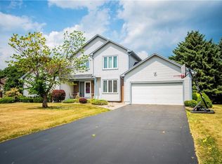 3 Simone Ter, Webster, NY 14580