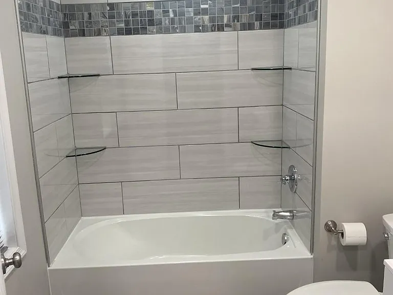 212 Bellevue Ave — Photo 7