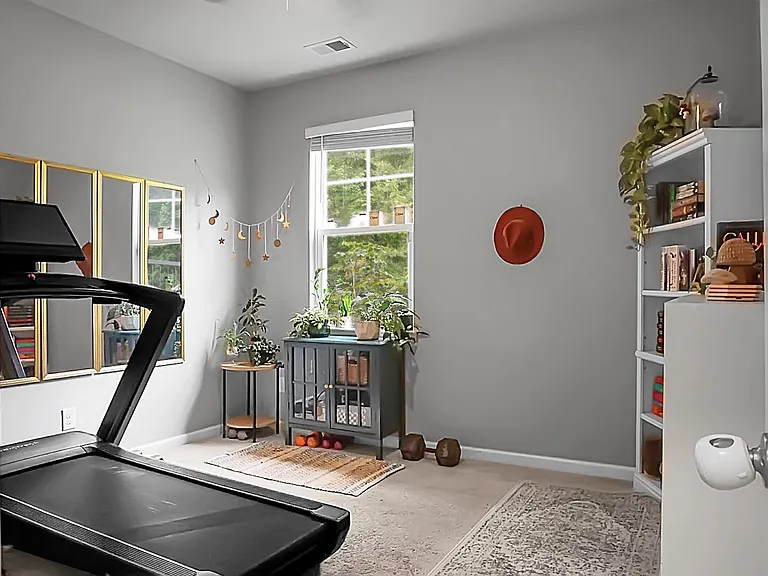 642 Woolum Dr — Photo 32