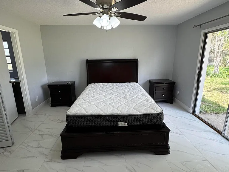 747 Taylor Rd — Photo 15