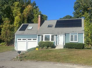 18 Powder House Ln, Leominster, MA 01453
