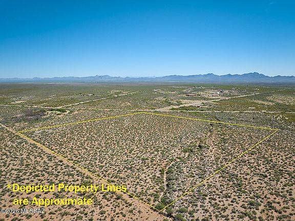 4th image of S Foothills Rd