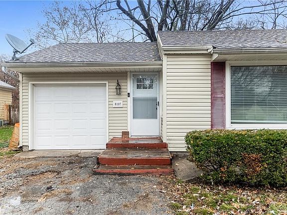 4th image of 8107 Antioch Rd