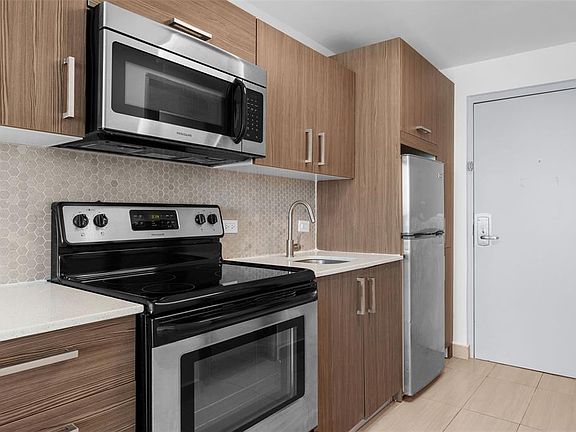 5th image of 6165 Isla Verde Ave #377