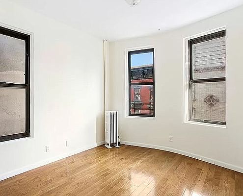 2nd image of 87 Ludlow St #8
