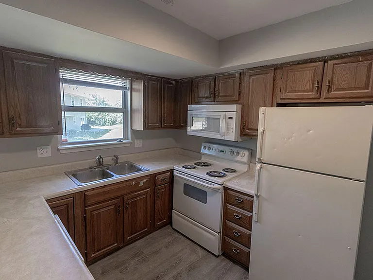 3603 Hermitage Rd — Photo 12