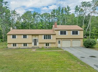 15 Pine Country Drive, Buxton, ME 04093