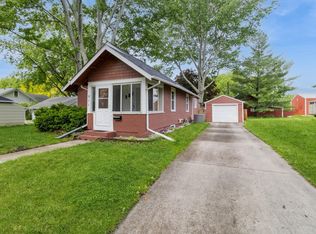 911 Maxwell Ave, Ames, IA 50010
