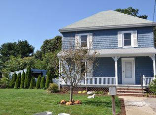 31 Preston St, Wakefield, MA 01880