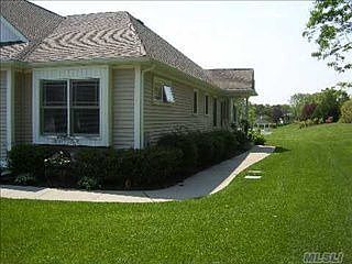 2nd image of 16 White Oak Ct