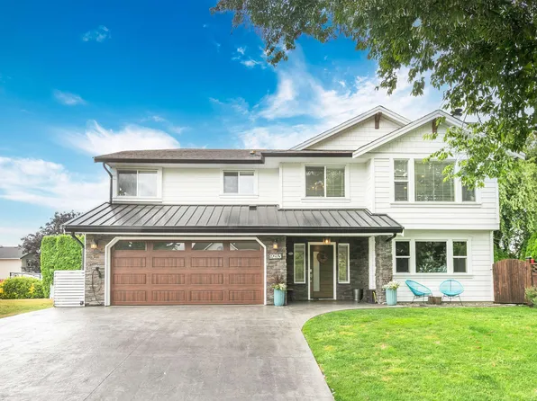9285 211th St, Langley, BC V1M 2B2