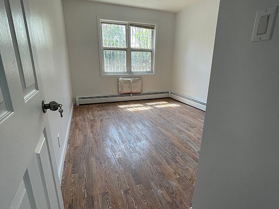 3rd image of 35-10 150th St Floor 1