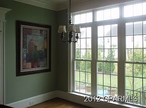 5th image of 813 Wickham Dr