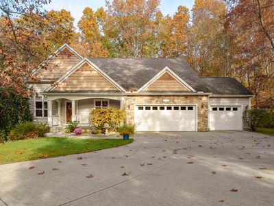 9286 Stratford Woods Trl, Kalamazoo, MI, 49009