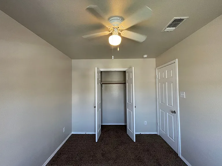 5730 Golf Hts #1 — Photo 18