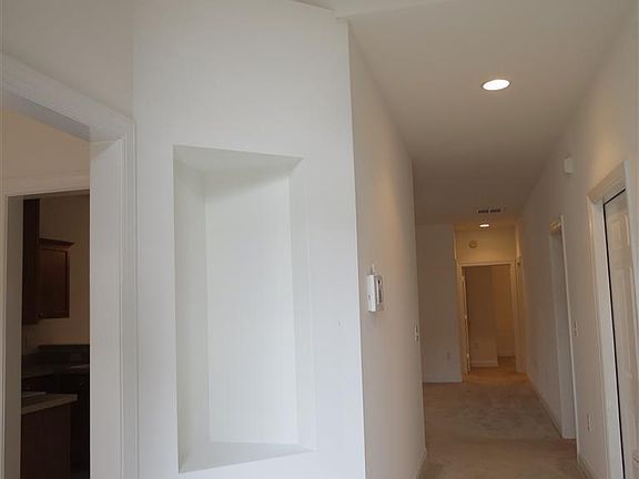 3rd image of 1013 Ryans Ct