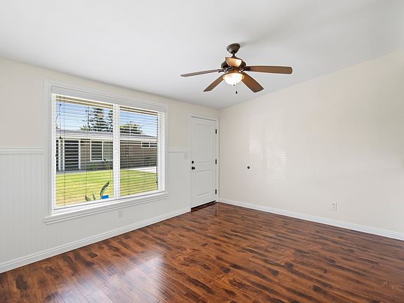 5th image of 235 E 18th St #B