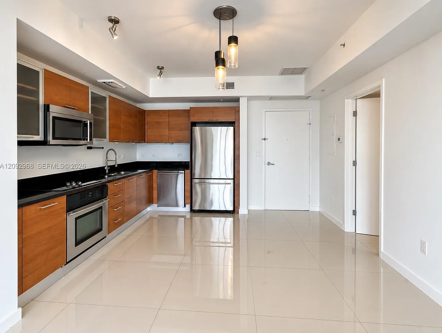 Two Midtown Miami Condo — Photo 3