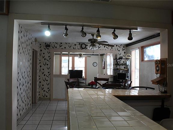 5th image of 3414 N 12th St