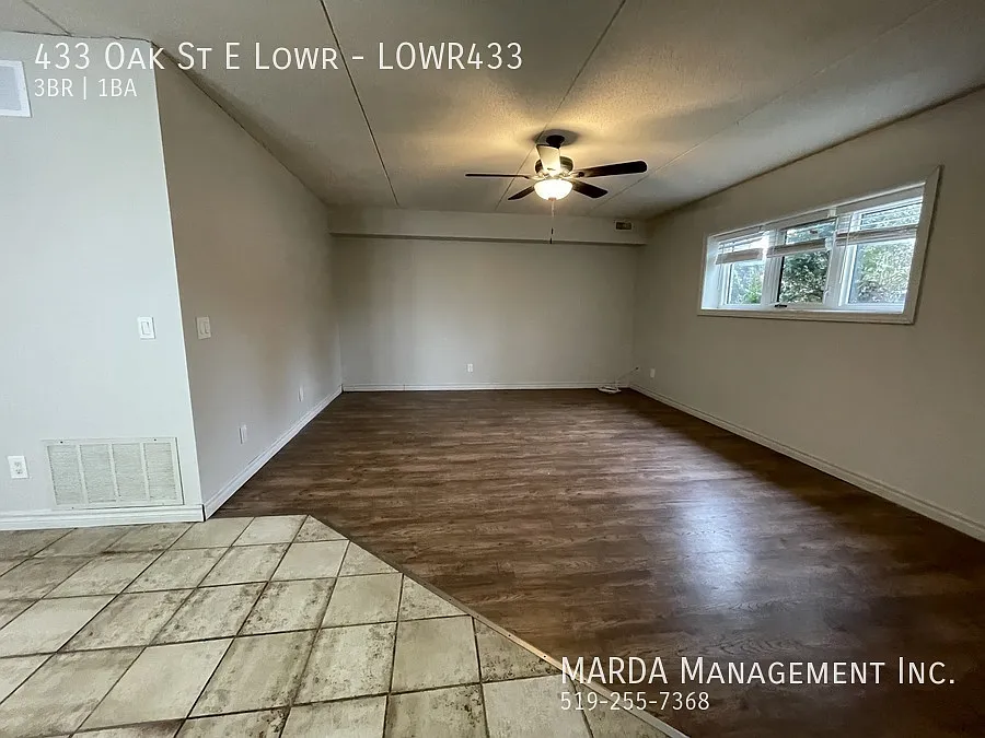 Building Photo - 433 Oak St E #LOWR433