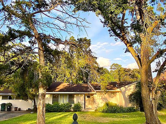 4th image of 850 Pecanwood Ln