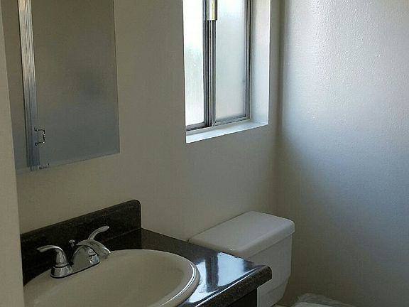 5th image of 7253 Variel Ave APT 21