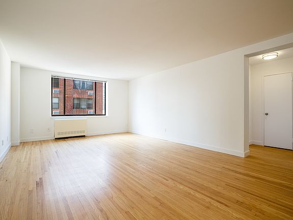 3rd image of 344 E 63rd St #10CC