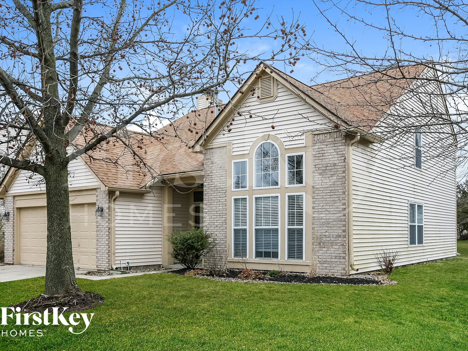 4 bed, 3.0 bath, 2331 sqft, $2,480 — Photo 2