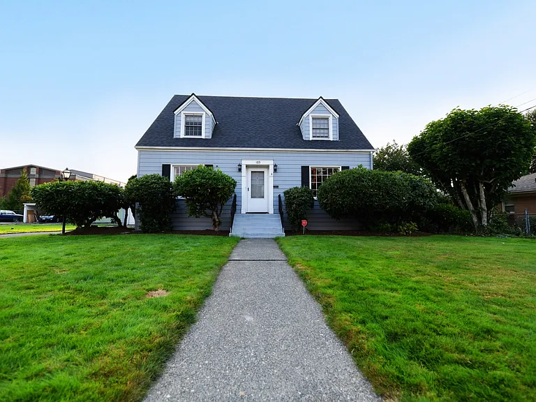 Front view of home