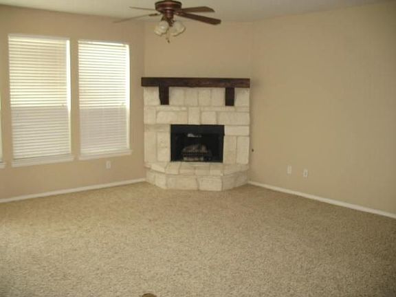 3rd image of 9737 Delmonico Dr
