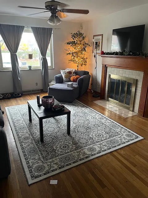 2 bed, 1030 sqft, $1,700 — Photo 4