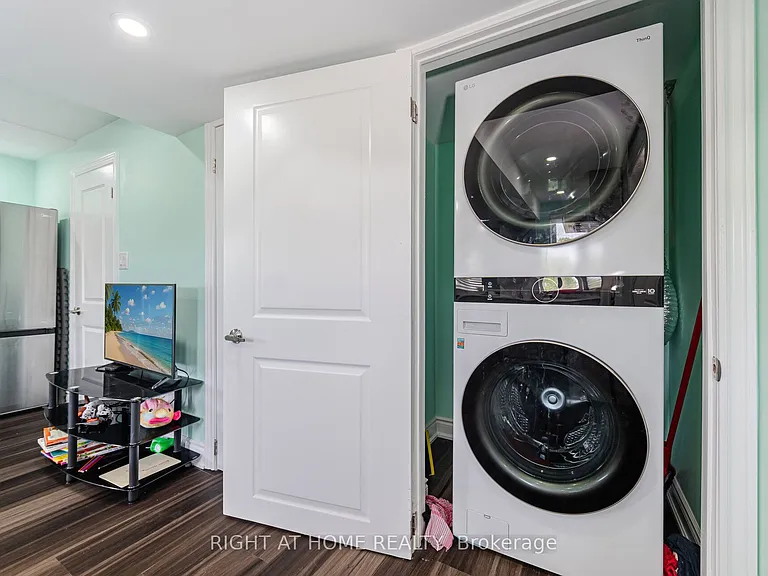 3281 Turnstone Blvd — Photo 41