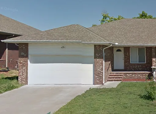 3902 S Timbercreek Ave — Photo 1