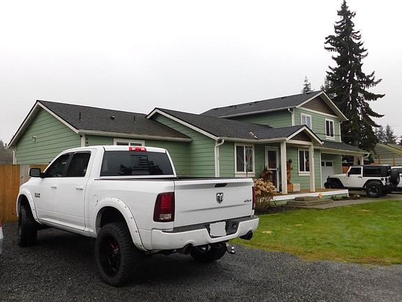 3rd image of 4916 85th Pl NE