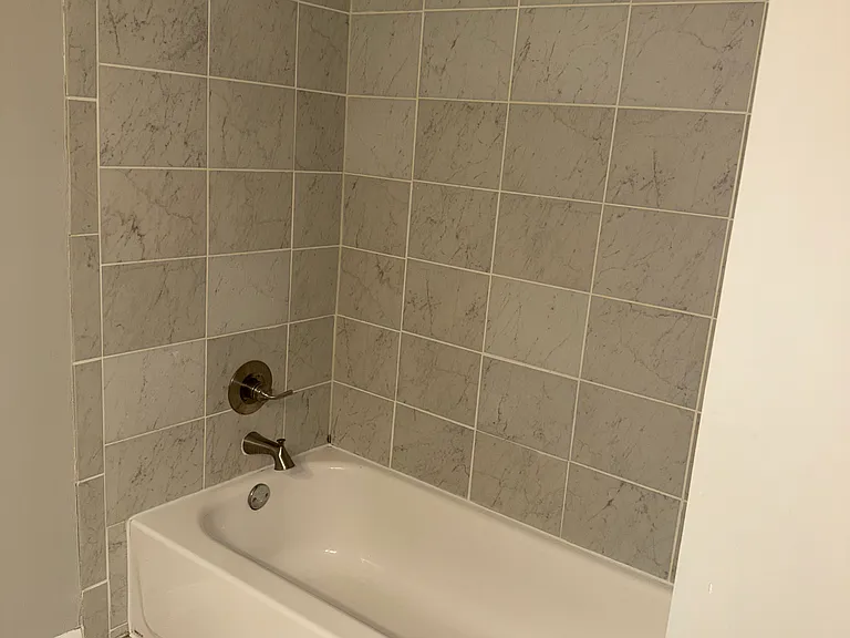 101 Angus Ct — Photo 24