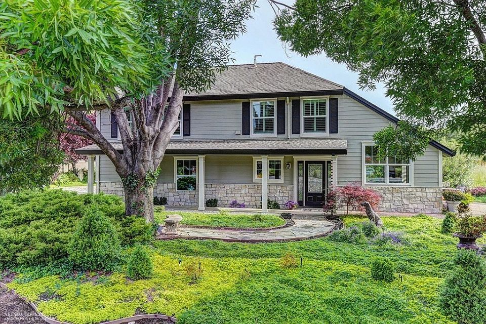 2nd image of 18808 Wildflower Dr