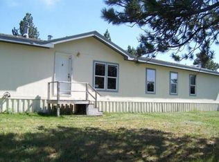 566 Cowboy Way, Lewistown, MT 59457