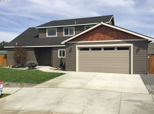 1024 SW Olive Ct, Hermiston, OR 97838