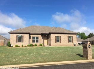 501 Samuel Loyce Dr, Searcy, AR 72143
