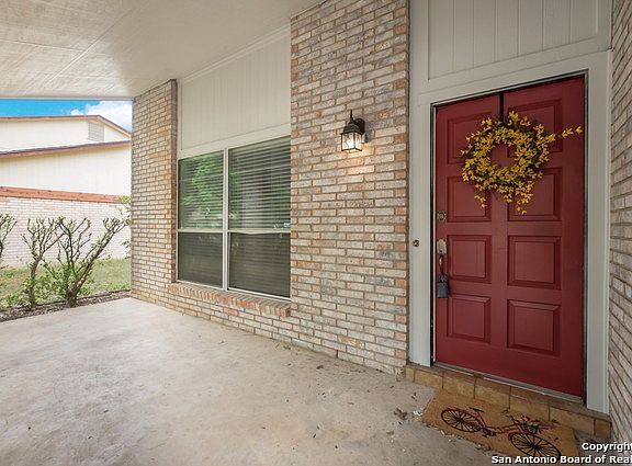 2nd image of 8318 Dawnwood Dr
