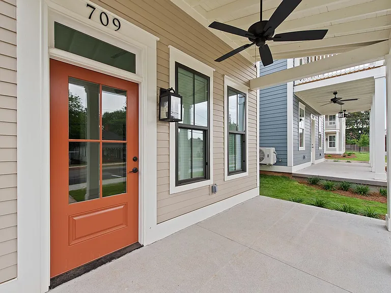 709 Jefferson St — Photo 4