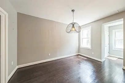 723 K St NE #1 — Photo 16