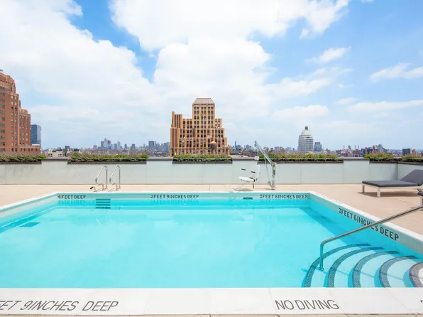 5 Franklin Place image 11 of 16