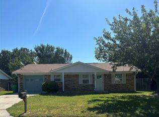 1304 Rebecca Dr, Gainesville, TX 76240