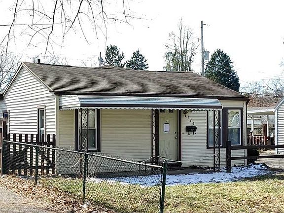 3rd image of 736 Jessop Ave
