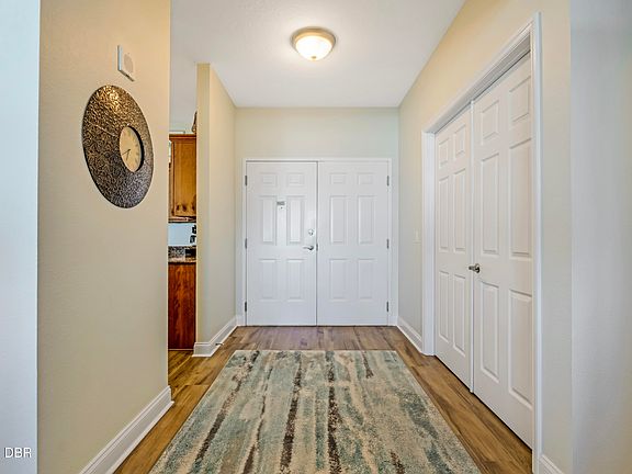 4th image of 2801 S Ridgewood Ave Unit 314