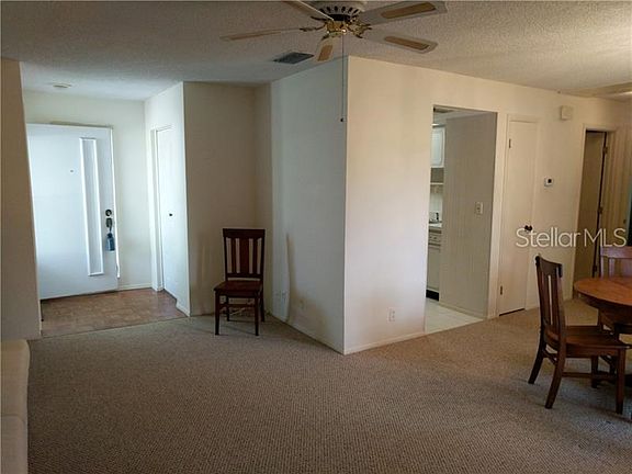 3rd image of 2822 Sherbrooke Ln APT C