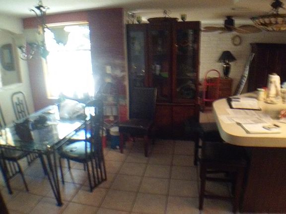 4th image of 3414 Salisbury Dr